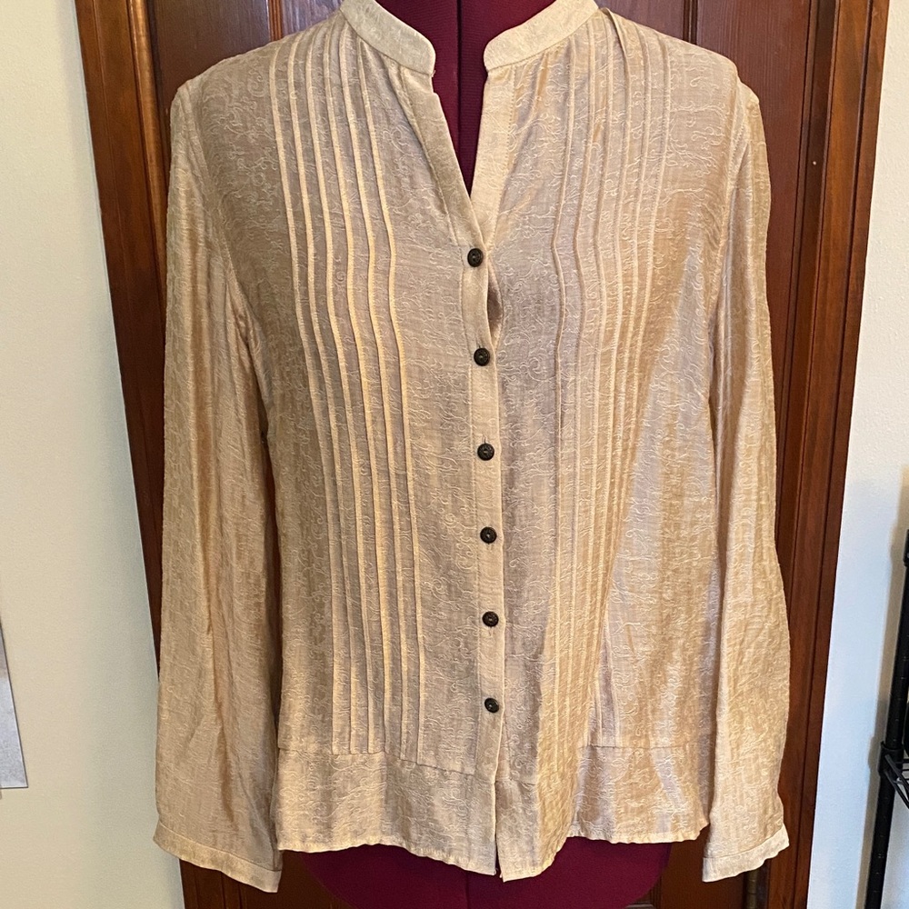 Coldwater Creek Light Tan Button-Down Shirt